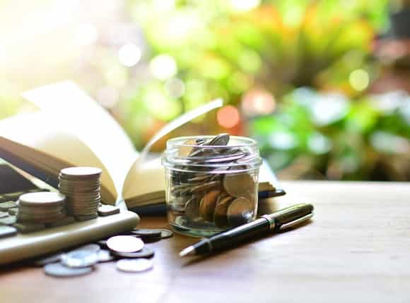 Sparen bei grünem Strom vom Dach - Photovoltaik von Steinkühler in Leverkusen.