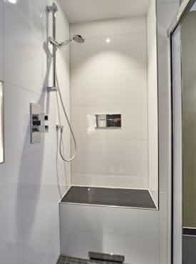 Karriere Badsanierung bei Steinkühler in Leverkusen.